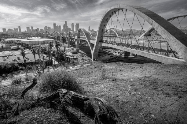 加州洛杉矶的第六街大桥图片下载