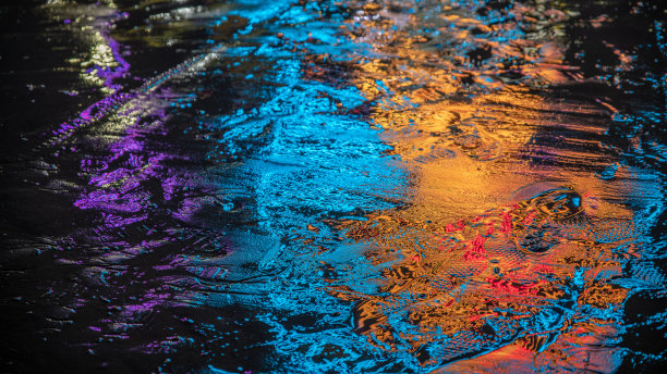 水彩反射图片下载