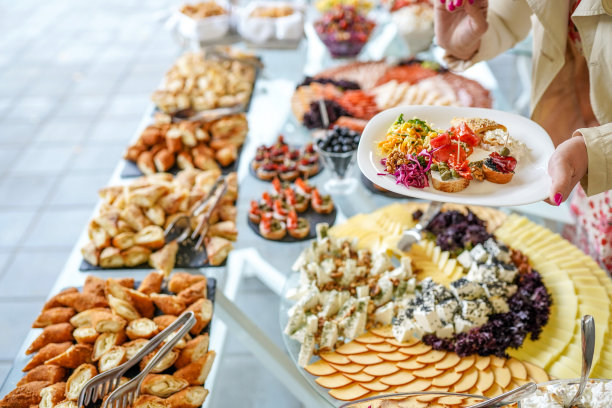 餐厅自助餐桌图片下载