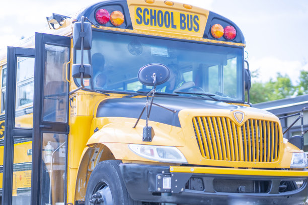 校车交通图片下载