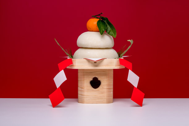 “镜饼”红白背景实景照片图片下载