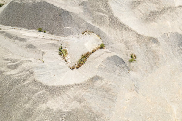 白沙采石场鸟瞰图。前,无人机视图图片下载