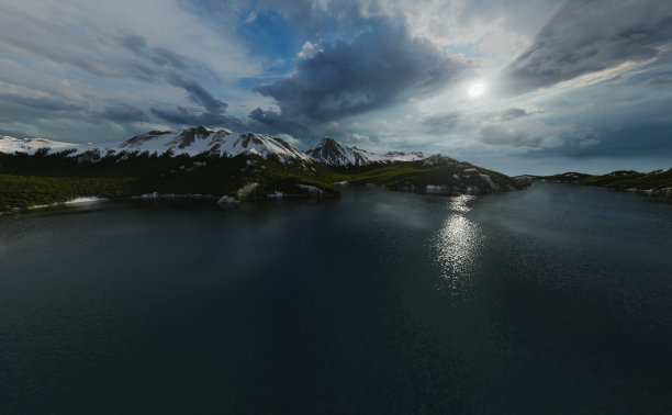 山上有松树，雪峰和一个湖在蓝色的多云的天空下。3 d渲染。图片下载