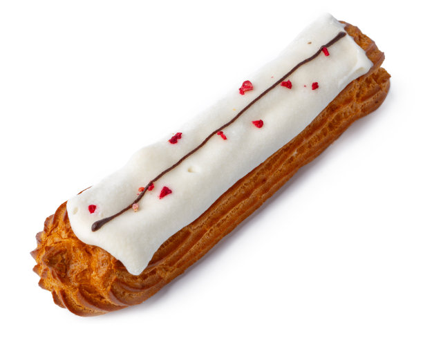 白色背景上的玻璃泡芙甜点图片下载