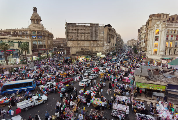 开罗拥挤的街道图片下载