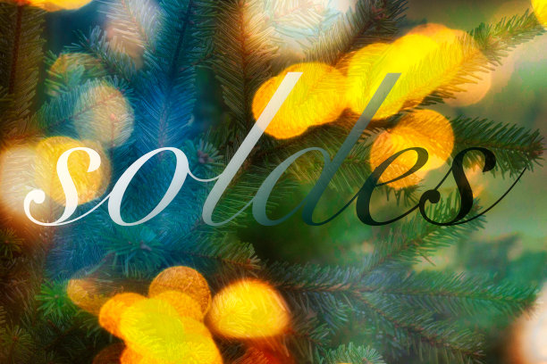 节日期间模糊的bokey圣诞灯和鞋底标志图片下载