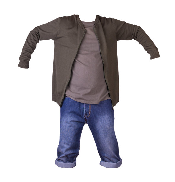 牛仔蓝色短裤，t恤和夹克上的拉链孤立在白色的背景图片下载