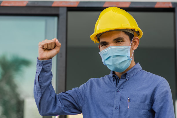 亚洲工程经理，控制建筑项目的发展图片下载