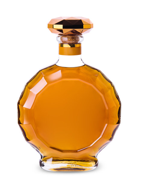 白色背景的酒精饮料图片下载