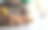 近距离在一个女卖家的双手拿着一个橙色的手机，等待从顾客的扫描。图片下载