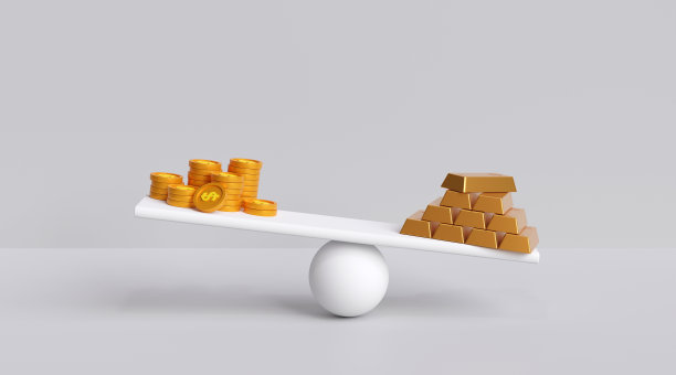 美元，金币和金条在天平上，更重的黄金重量。图片下载