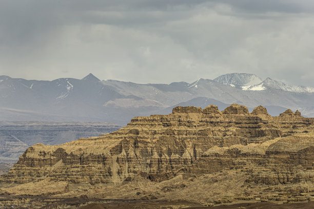 扎达县土林地貌图片下载