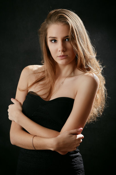 谭美女图片下载