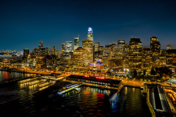旧金山夜间鸟瞰图图片下载