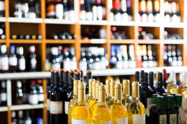 各种酒瓶图片下载