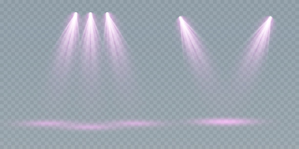 一组矢量聚光灯。各种形式的淡紫色。阶段投影仪。舞台背景，美国聚光灯。光的效果。先前的例子。图片下载
