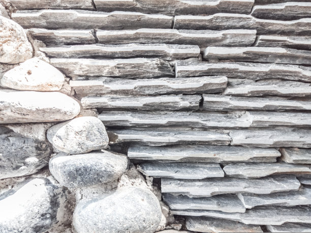 装饰石砖墙纹理，壁板水平对角线，不同尺寸形状，美丽的自然壁纸，浪漫简约，抽象的白色浅灰色背景图片下载