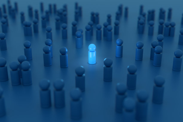 独自一人脱颖而出图片下载