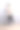 年轻亚洲男子使用智能手机的全长图片图片下载