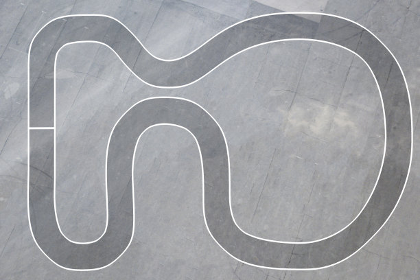 卡丁车跑道鸟瞰图，简单的赛道图片下载