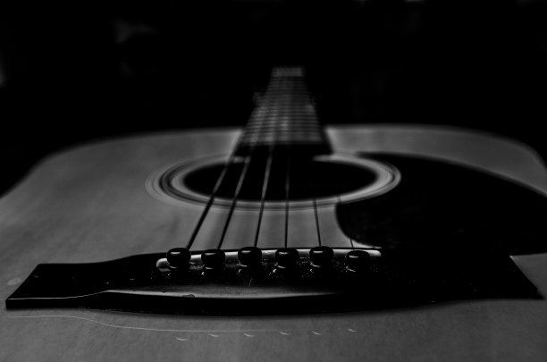 黑白吉他图片下载