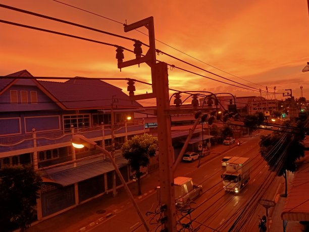 天空的人图片下载