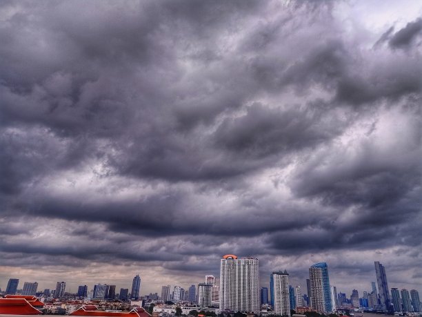 风暴在曼谷图片下载