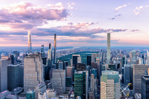 日落时分的纽约城市景观图片下载