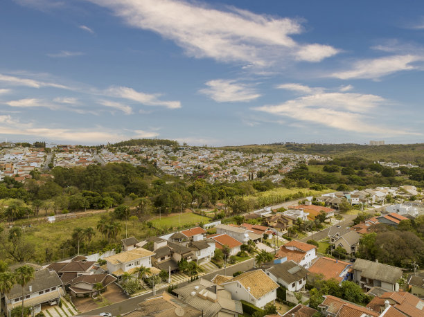 瓦里尼奥斯·奈博尔胡德图片下载