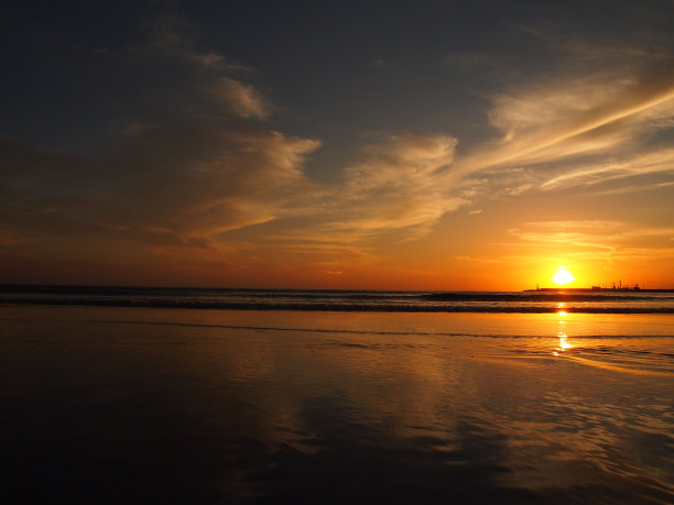 出云9号海上的日落图片下载