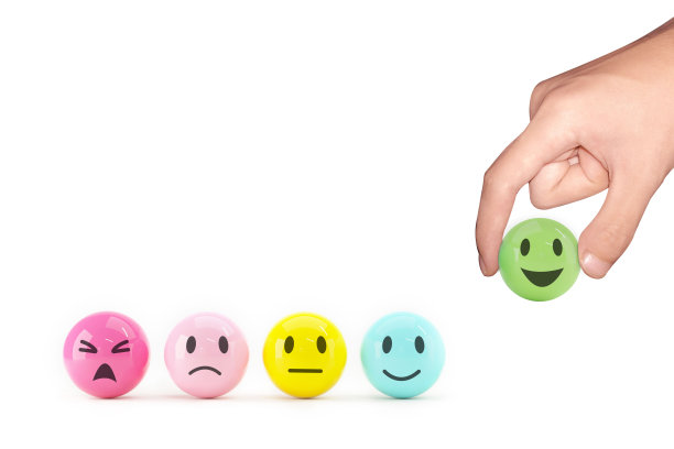 客户忠诚度的概念。客户体验。由smile Face和Crown提供的“满意服务”积极评价图片下载