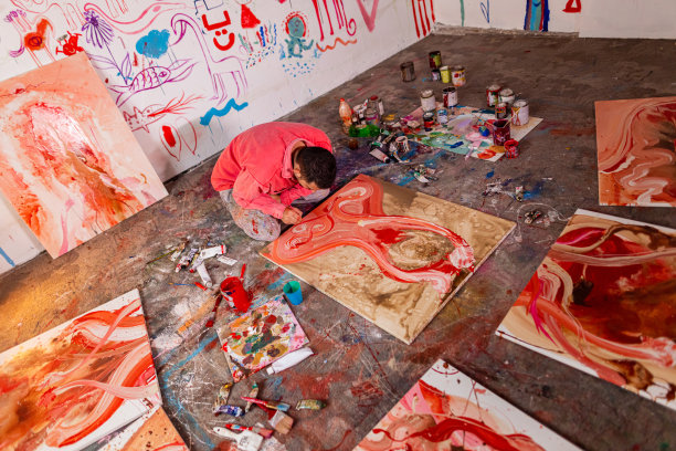 由抽象画在画布上创作的新鲜绘画图片下载