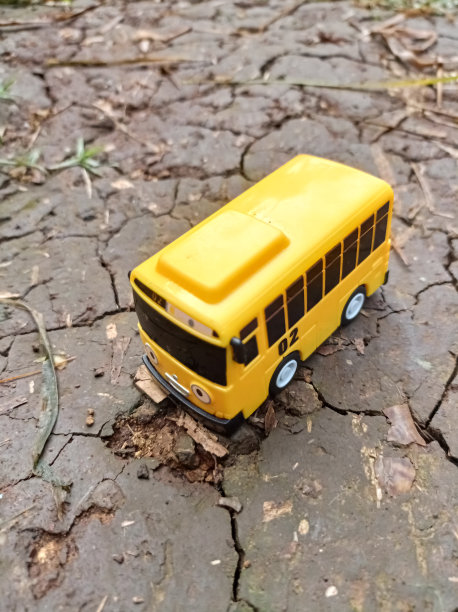 一辆玩具车图片下载