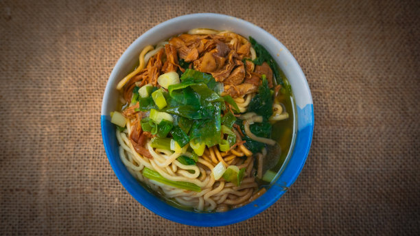 一碗鸡肉面图片下载