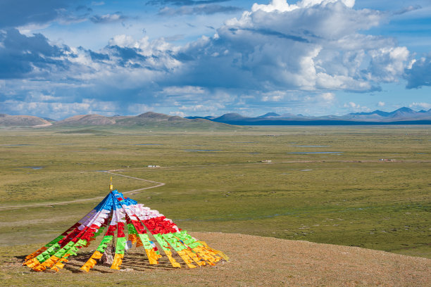 彩色西藏经幡图片下载