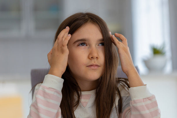 近视的症状图片下载