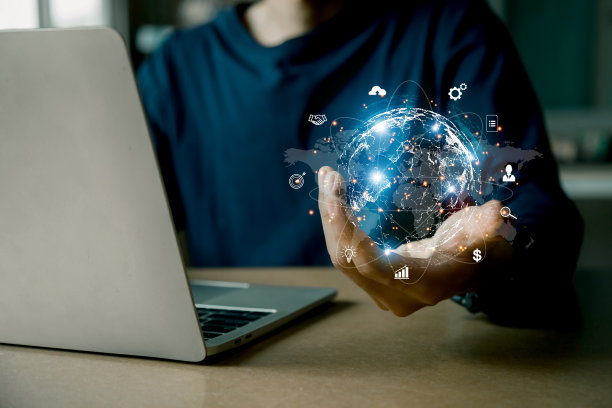 商业人士利用技术、应用、全球互联网连接商业和数字营销。金融与银行数字连接技术，大数据，投资概念。图片下载