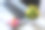 现代办公室办公桌上的笔记本电脑图片下载
