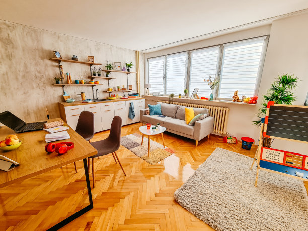 有儿童玩具的客厅图片下载