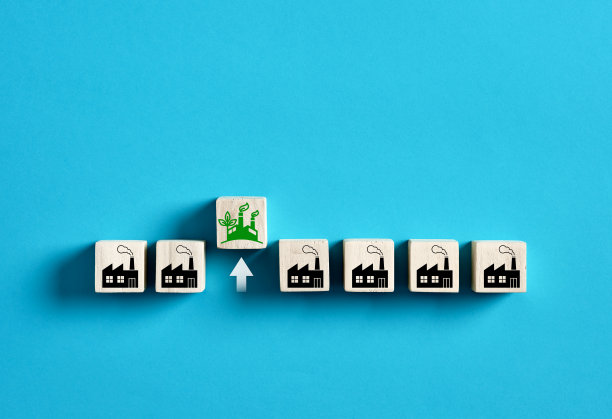 生态绿色工厂、绿色商业产业、可持续技术和生态解决方案概念。图片下载