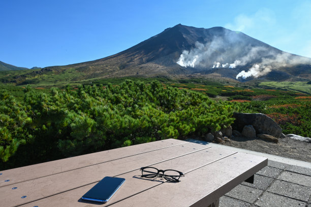 在日本北海道美丽的火山度假图片下载