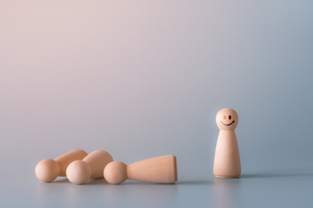 一个人从所有失败中脱颖而出的领导力和独特性的概念图片下载