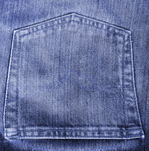 蓝色牛仔裤口袋里图片下载