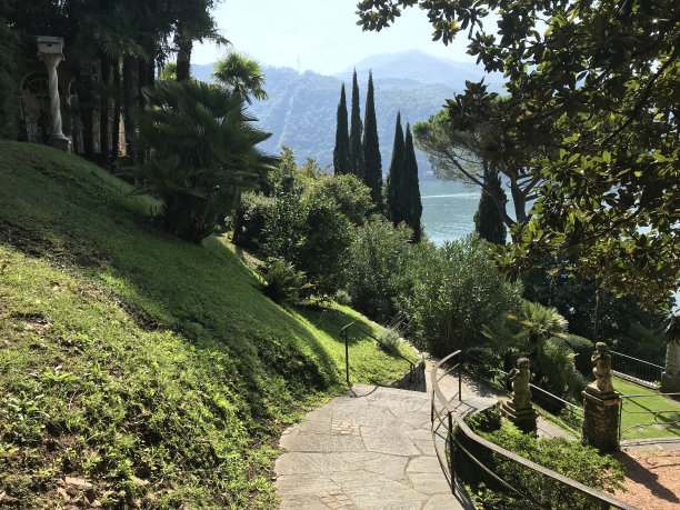 瑞士提契诺州莫科特村图片下载