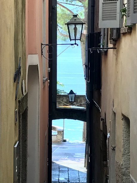 瑞士提契诺州莫科特村图片下载