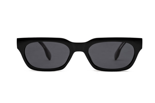 前照片黑色偏光太阳镜电子商务隔离在白色背景图片下载