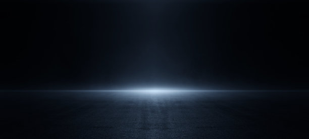 深色的街道沥青抽象的深蓝色背景，空旷的暗景，霓虹灯，带烟的射灯漂浮在展示产品的内部纹理上。插图图片下载