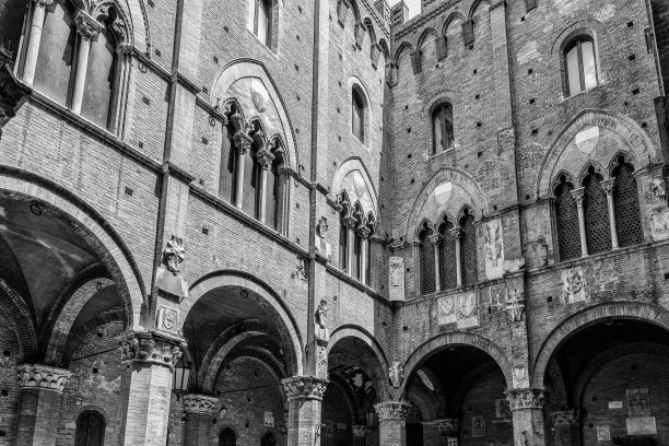 西耶娜图片下载