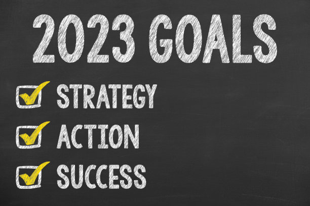 黑板背景上的2023新年目标图片下载