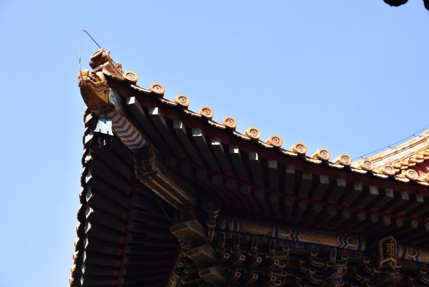 中国古代建筑的屋檐和风铃图片下载